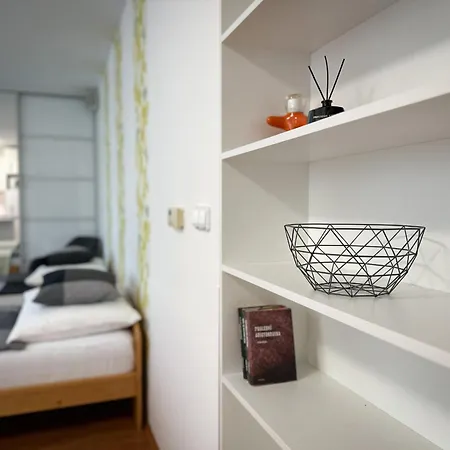 Lejlighed Apartment Komin Komín