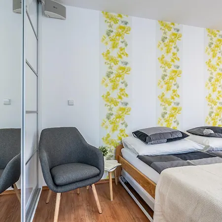 Apartment Komin Komín