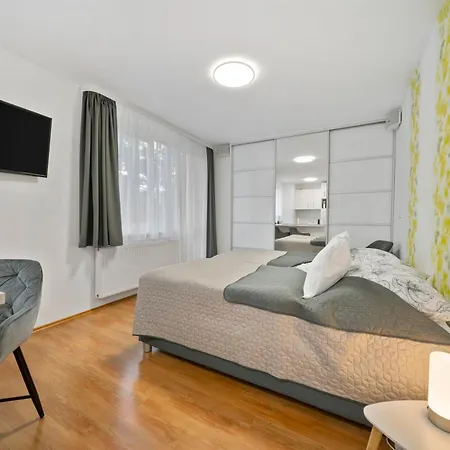 Apartment Komin Lejlighed