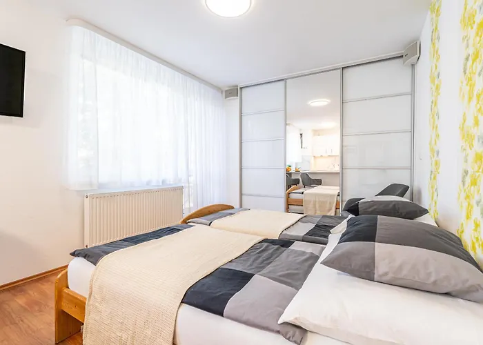 Apartment Komin Apartmán Komín